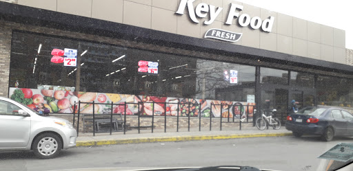 Supermarket «Fine Fare Supermarkets», reviews and photos, 656 Castle Hill Ave, Bronx, NY 10473, USA