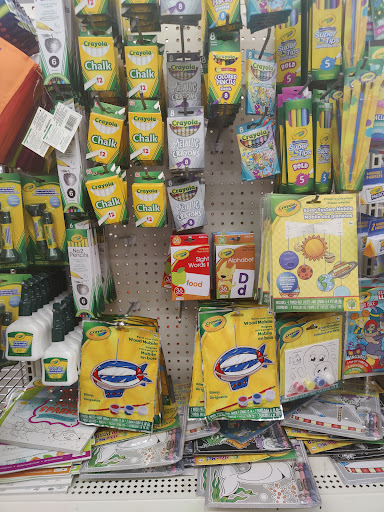 Dollar Store «Dollar Tree», reviews and photos, 8491 Grand River Ave, Brighton, MI 48116, USA