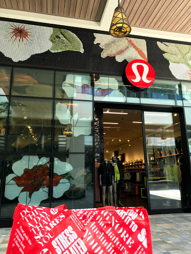 lululemon