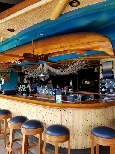 Hula’s Bar & Lei Stand