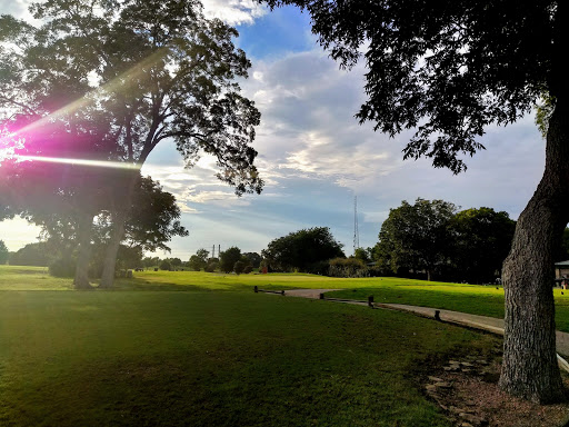 Golf Course «Oak Hollow Golf Course», reviews and photos, 3005 N McDonald St, McKinney, TX 75071, USA