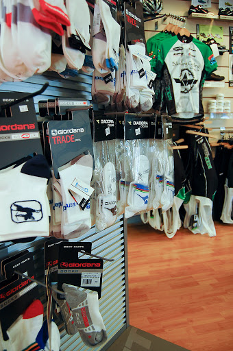 Bicycle Store «Bike King Cycling», reviews and photos, 364 W Trenton Ave, Morrisville, PA 19067, USA