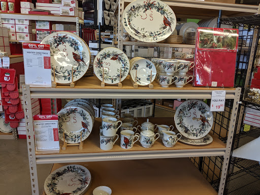 Outlet Store «Lenox Factory Outlet», reviews and photos, 402 E Main St, Mt Pleasant, PA 15666, USA