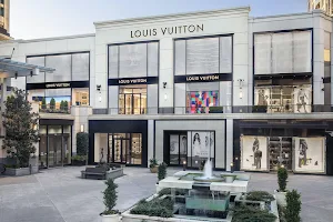 Louis Vuitton Seattle Bravern image