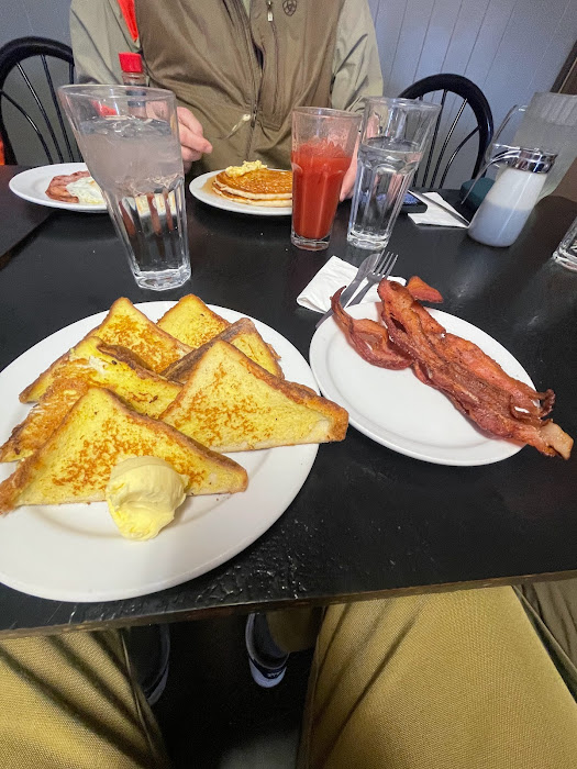 Cafe near Harrison Inn