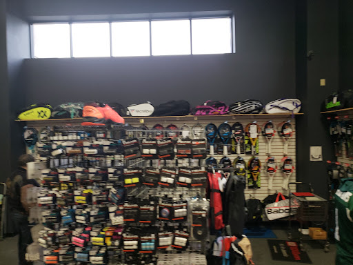 Tennis Store «Midwest Sports Tennis Outlet», reviews and photos, 11613 Reading Rd, Cincinnati, OH 45241, USA