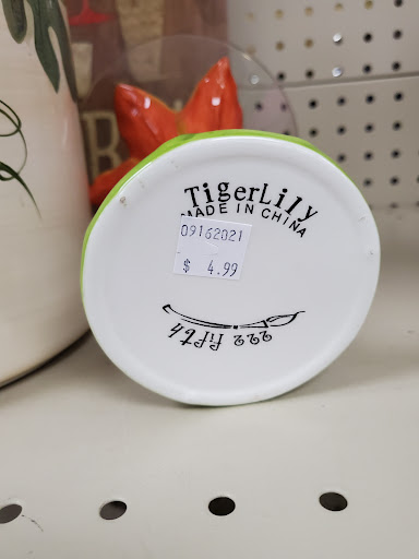 Thrift Store «Goodwill Retail Store & Donation Center», reviews and photos