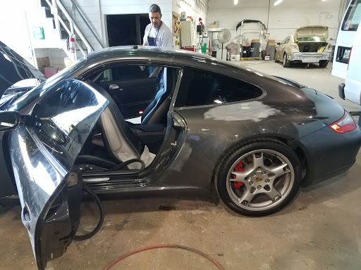 Auto Body Shop «Gene Perez Body Repairs», reviews and photos, 5131 W Hanna Ave, Tampa, FL 33634, USA