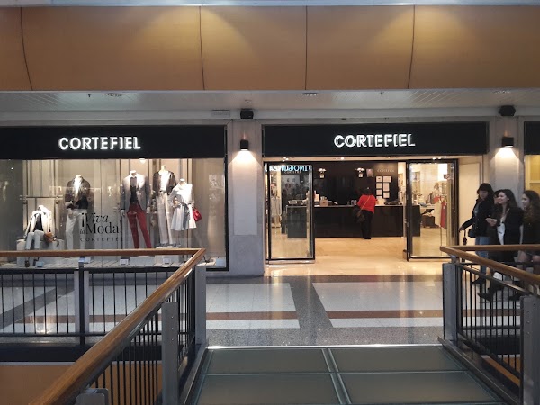 Cortefiel C.C. MAX CENTER