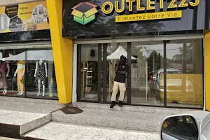 OUTLET223 image