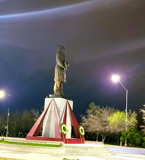 Monumento Lic. Benito Juárez