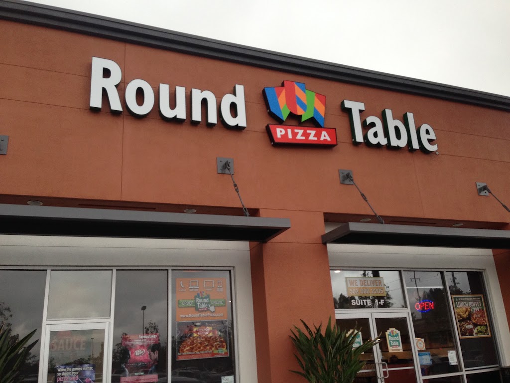 Round Table Pizza 90631