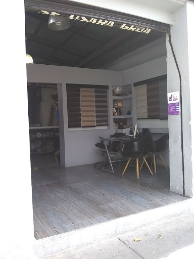 Cortinas Y Persianas