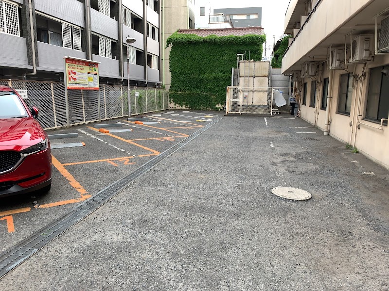 トメトコ新丸子駐車場