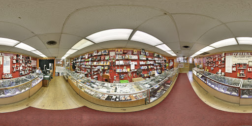 Gold Dealer «East Baltimore Gold Buyers & Jewelers», reviews and photos, 217 E Baltimore St, Baltimore, MD 21202, USA