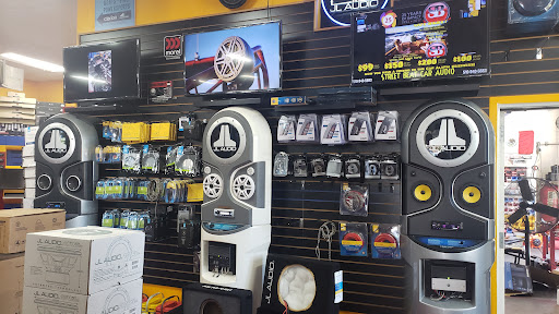 Street Beat Car Audio image