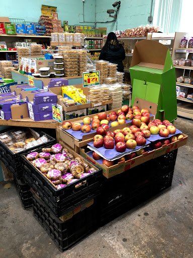 Produce Market «Rahway Farm», reviews and photos, 1050 St George Ave, Rahway, NJ 07065, USA