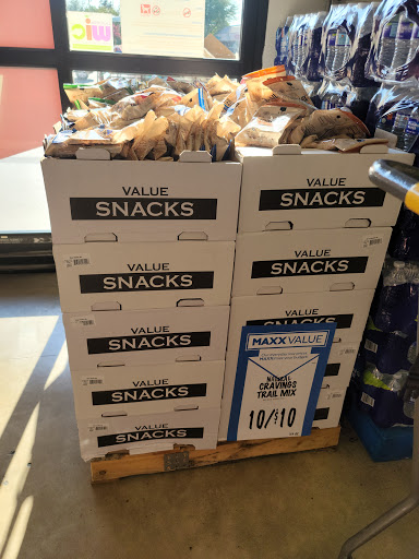 Supermarket «FoodMaxx Visalia», reviews and photos, 1550 N Ben Maddox Way, Visalia, CA 93292, USA