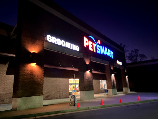 Pet Supply Store «PetSmart», reviews and photos, 9870 Brook Rd, Glen Allen, VA 23059, USA