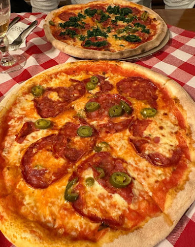 Recenze na Pizzeria PICCOLO MONDO v Praha - Pizzeria