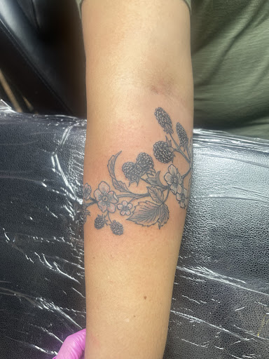 Explore finger tattoo ideas, creative tattoo ideas in Clintonville, available at Honey Heart Tattoo