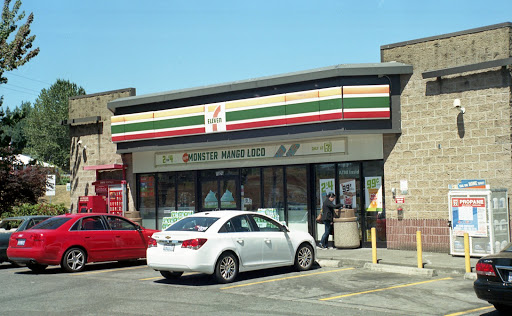 7-Eleven, 11825 Airport Rd, Everett, WA 98204, USA, 
