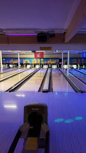 Bowling Alley «Chalet Bowl & 26th Street Cafe», reviews and photos, 3806 N 26th St, Tacoma, WA 98407, USA
