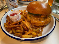 Plats et boissons du Restaurant de hamburgers PNY MARAIS à Paris - n°3