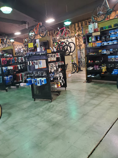 Shoe Store «PRO BIKE+RUN Robinson», reviews and photos, 3100 Robinson Ln, Pittsburgh, PA 15205, USA