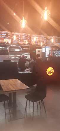 Atmosphère du Restaurant halal Mr. BM - Mister BM Stains - n°1