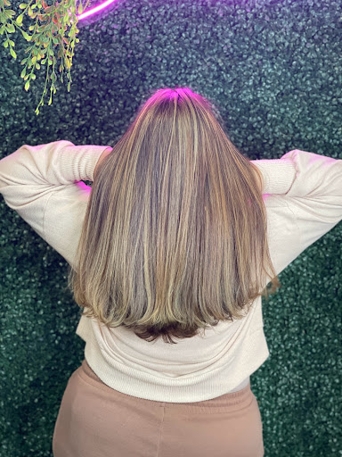 Hair Salon «Le Salon», reviews and photos, 5727 SW Green Oaks Blvd, Arlington, TX 76017, USA