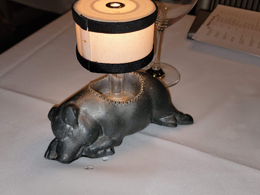 Shopping Mall «Uptown Plaza - Dallas», reviews and photos, 2222 McKinney Ave, Dallas, TX 75201, USA