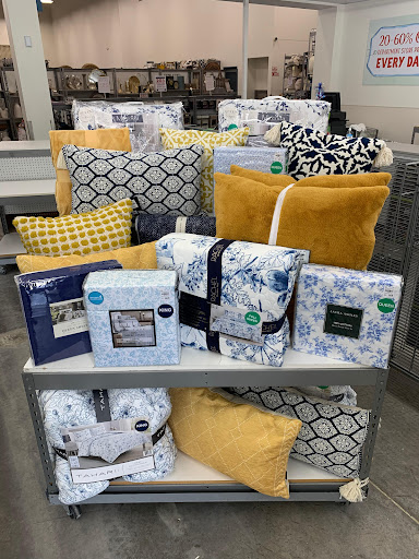Home Goods Store «Tuesday Morning», reviews and photos, 6952 E Hampton Ave, Mesa, AZ 85206, USA