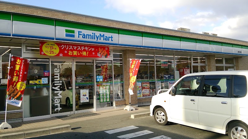 ファミリーマート 湖西吉美店