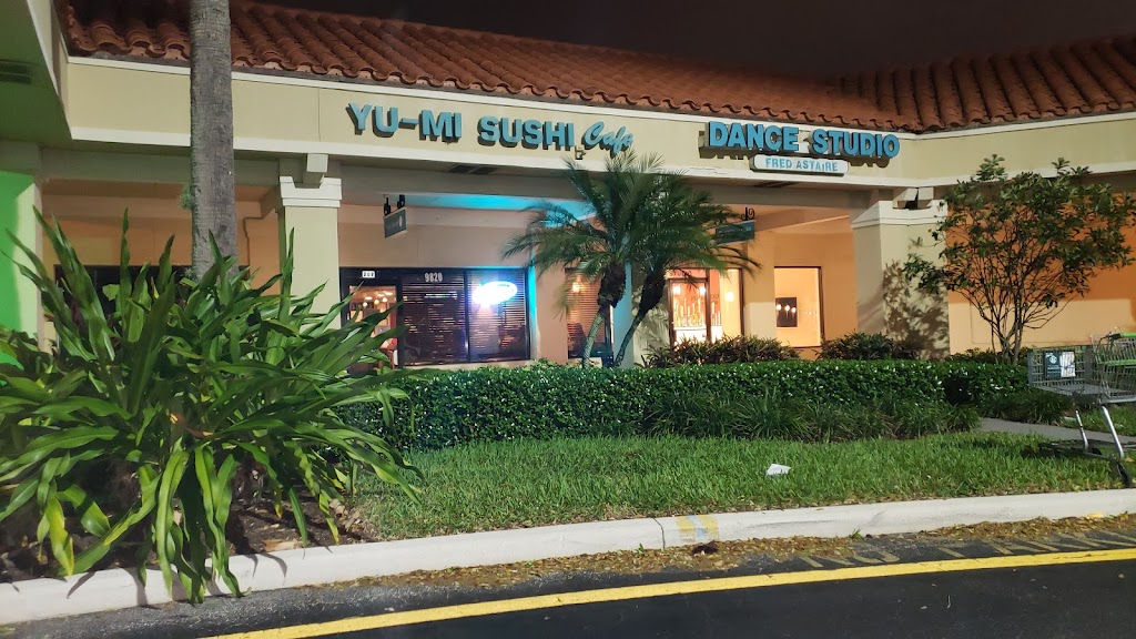 Yu-Mi Sushi Cafe 33410