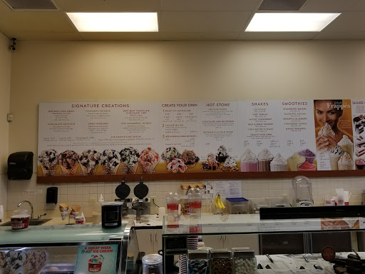 Ice Cream Shop «Cold Stone Creamery», reviews and photos, 900 E Battlefield Rd #116, Springfield, MO 65807, USA