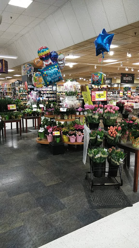 Supermarket «Super Stop & Shop», reviews and photos, 855 Bridgeport Ave, Milford, CT 06460, USA
