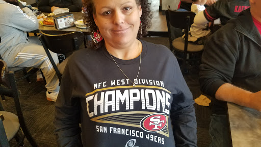 Pizza Restaurant «Round Table Pizza Clubhouse», reviews and photos, 2960 Treat Blvd, Concord, CA 94518, USA