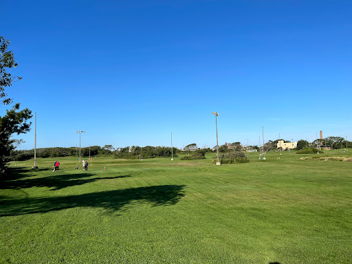 Golf Course «Riis Park Golf Course», reviews and photos, 155th St, Rockaway Park, NY 11694, USA