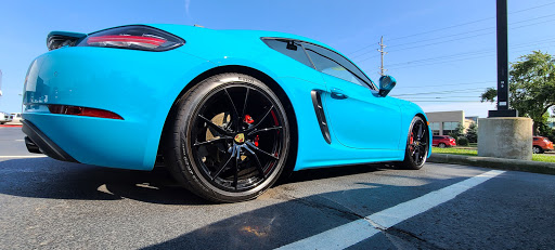 Cadillac Dealer «Crestmont Cadillac», reviews and photos, 26000 Chagrin Blvd, Beachwood, OH 44122, USA