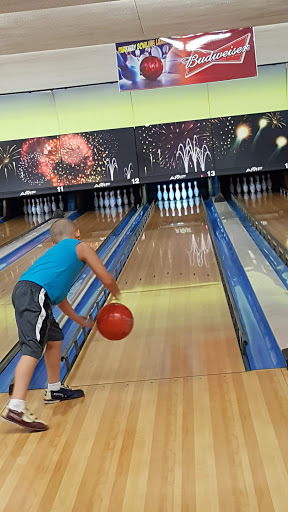 Bowling Alley «Parkway Bowling Lanes», reviews and photos, 509 N Park Ave, Fond du Lac, WI 54935, USA
