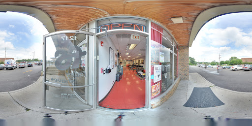 Barber Shop «Fades and Shaves Barbershop», reviews and photos, 1217 Maple Ave, Lisle, IL 60532, USA