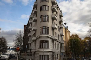 Flatiron House of Helsinki Vuorimiehenkatu 4. image