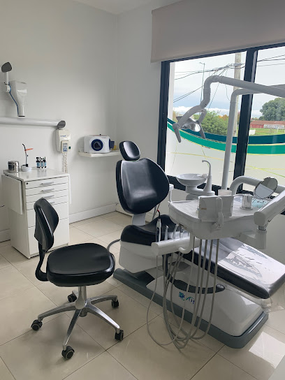 Consultorios Odontológicos Ordinas Implantes y Estética Dental