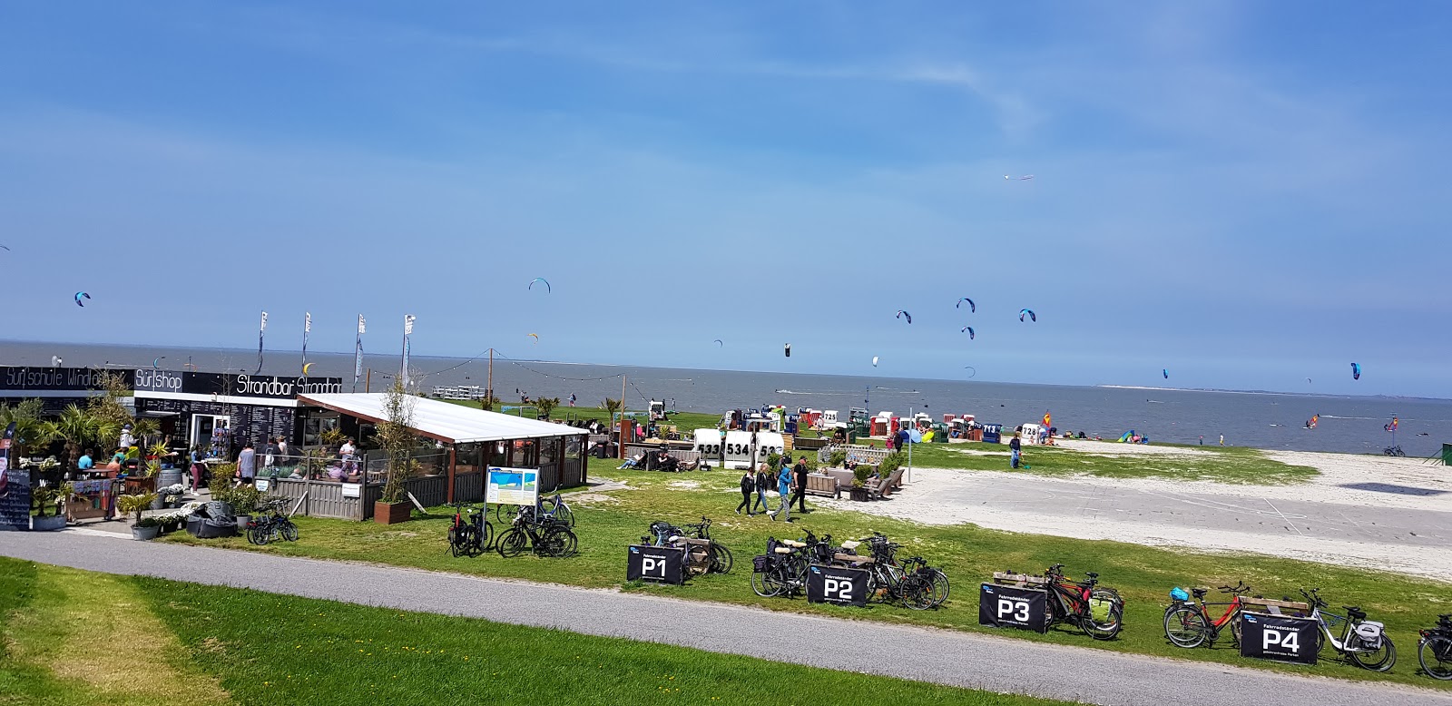 Foto de Badestrand Beach área de servicios