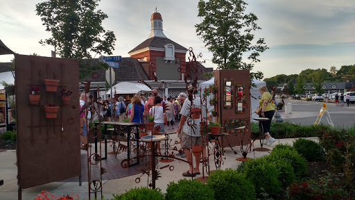 Shopping Mall «The Village», reviews and photos, 6920 Mission Rd, Prairie Village, KS 66208, USA