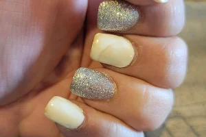 California Nails image
