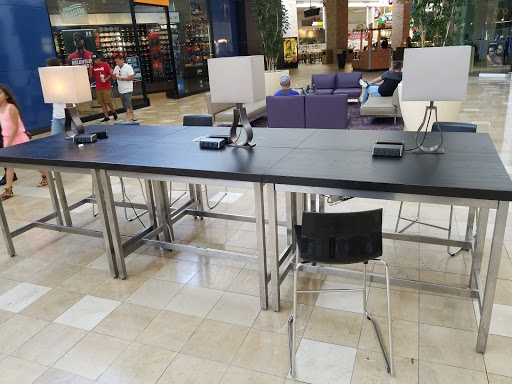 Shopping Mall «Chandler Fashion Center», reviews and photos, 3111 W Chandler Blvd, Chandler, AZ 85226, USA