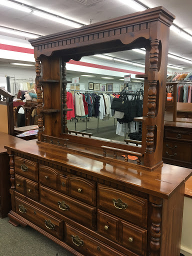 Thrift Store «The Salvation Army Family Store & Donation Center», reviews and photos