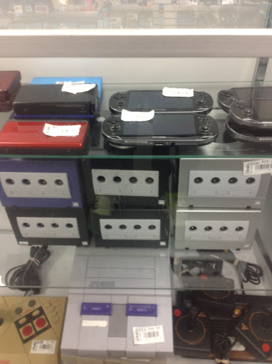 Video Game Store «Disc Reply», reviews and photos, 2650 Lake Cir Dr, Indianapolis, IN 46268, USA